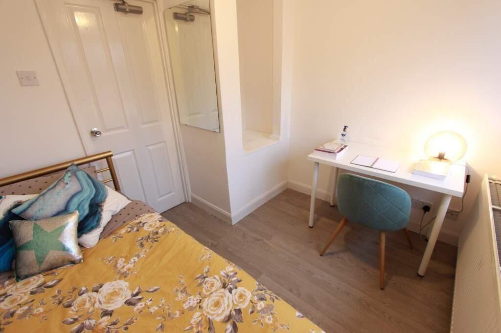 Main image of property: Goldings Crescent, Hatfield, AL10