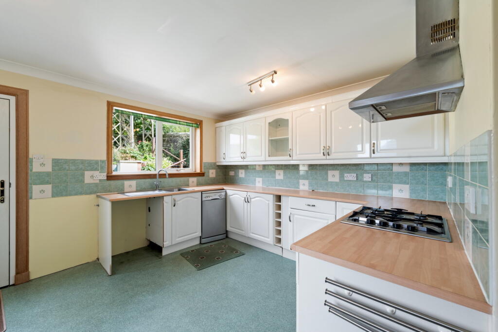 Apartment in Dunfermline, Fife - More