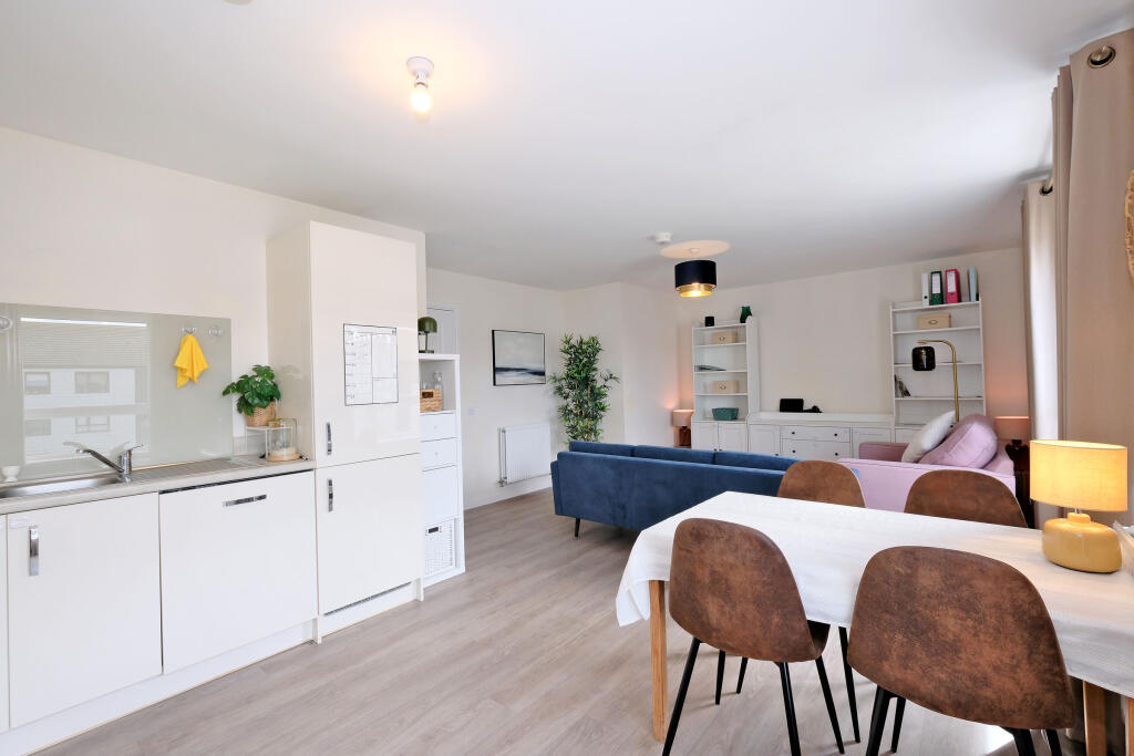 Apartment in Aberdeen - More