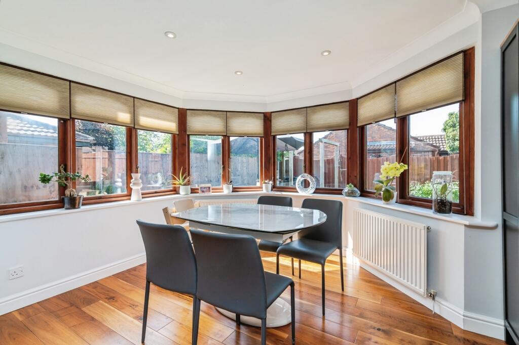 House in Nottingham, Woodthorpe - View 4