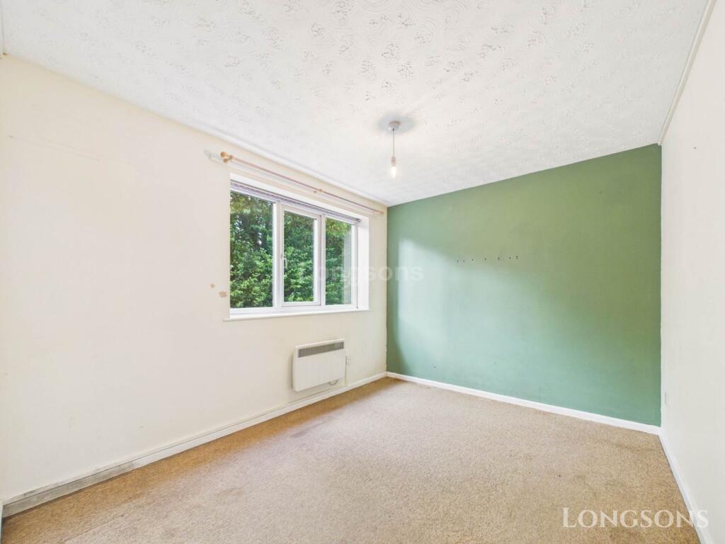Apartment in Norwich - View 3
