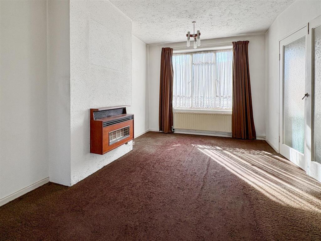 House in Southend-on-Sea - View 2