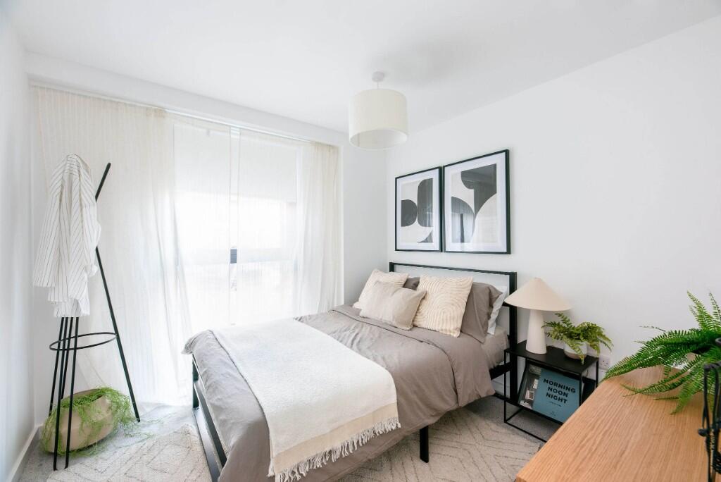 289 Ordsall Lane photo 4