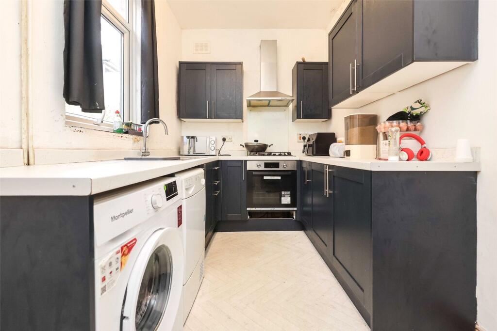 Additional image 3 of Beakes Road, Smethwick, West Midlands, B67