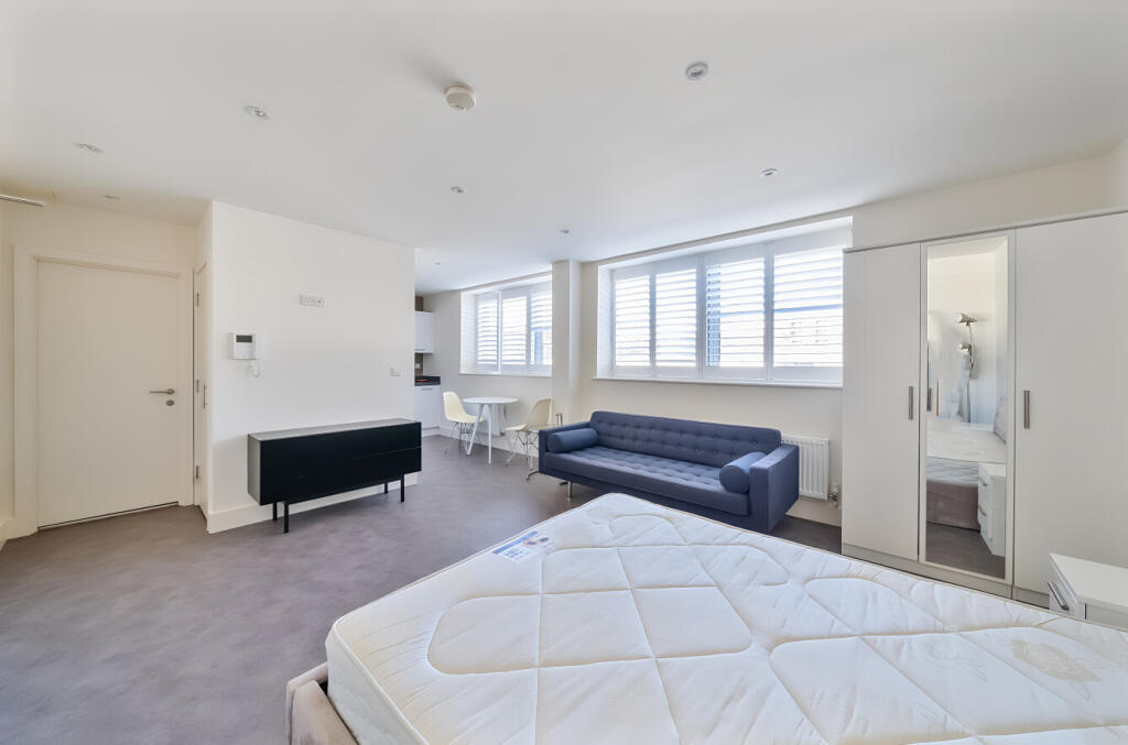 Studio apartment for rent