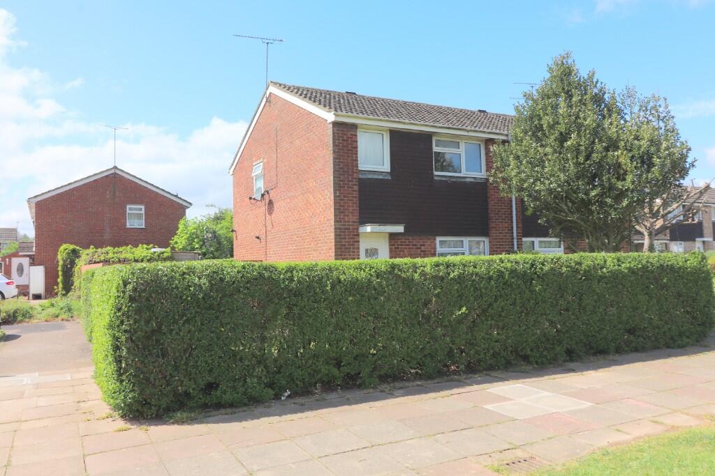 Main image of property: Ventnor Gardens, Luton, Bedfordshire, LU3 3SN