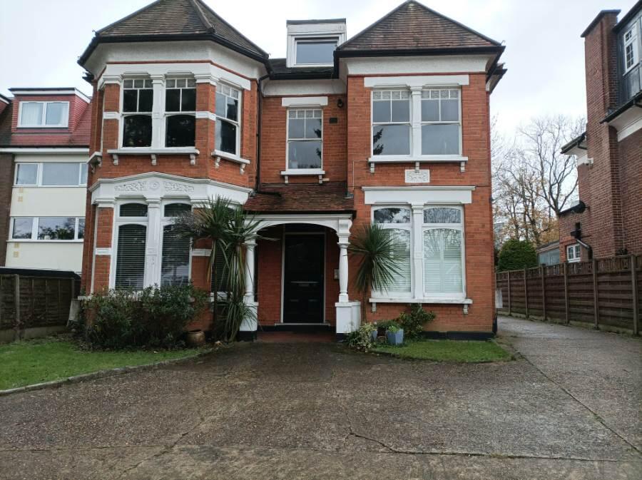 Main image of property: Torrington Park, Torrington Park, London, N12 9PN