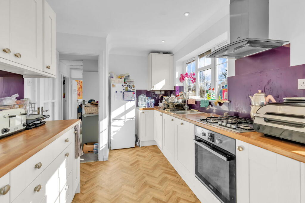 Clerks Acre, Hassocks, West Sussex, BN6 8BE photo 4