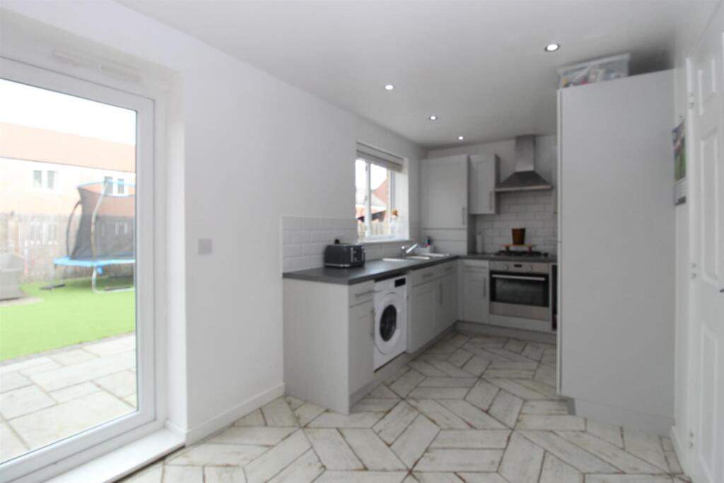 House in Wakefield, West Yorkshire - View 5