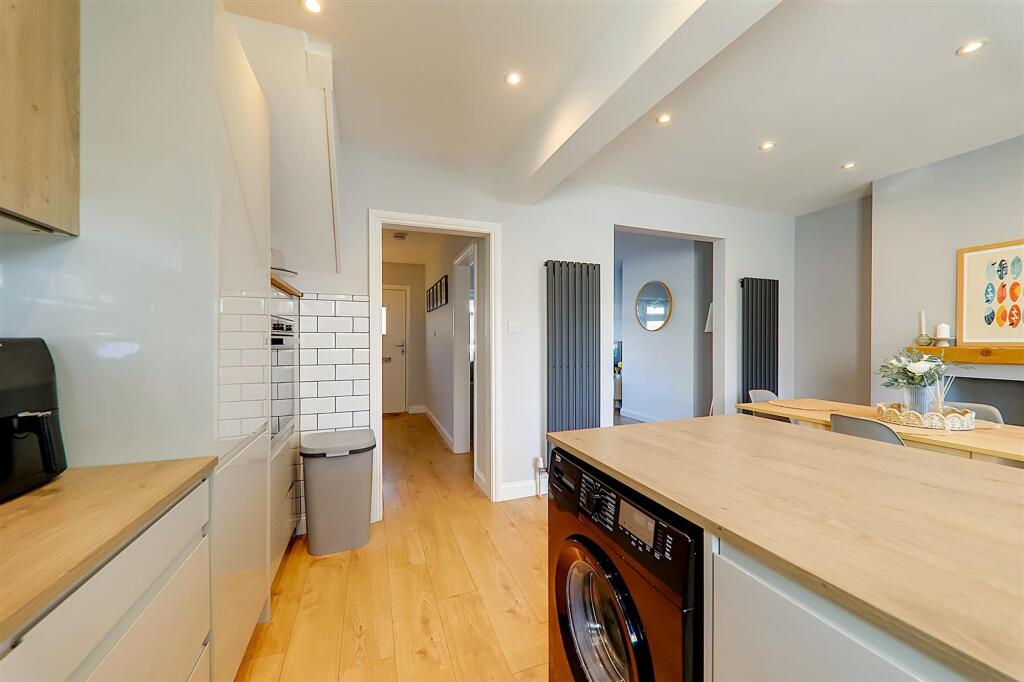 House in Brighton - View 4