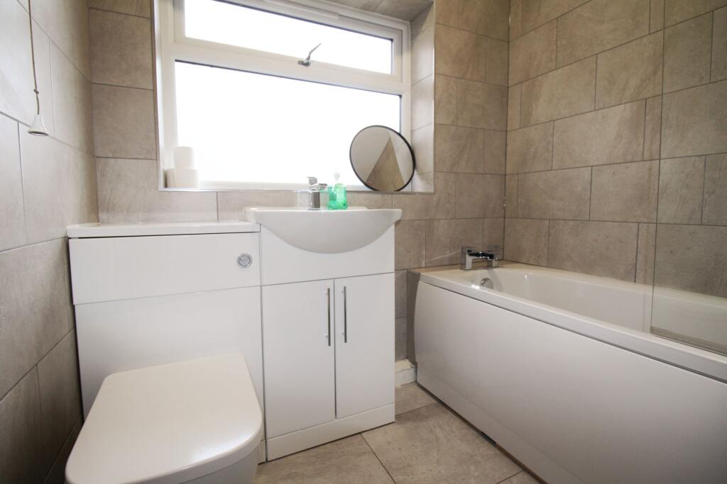 House in Rotherham, Ryecroft, Parkgate - View 4