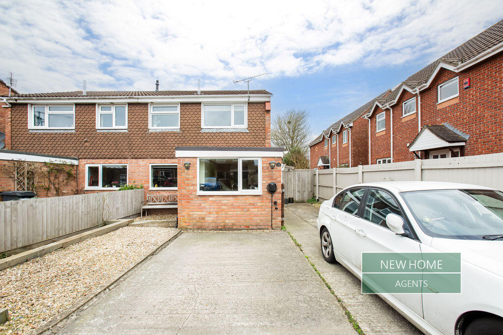 Main image of property: Ruddymead, Clevedon, BS21 5EN 