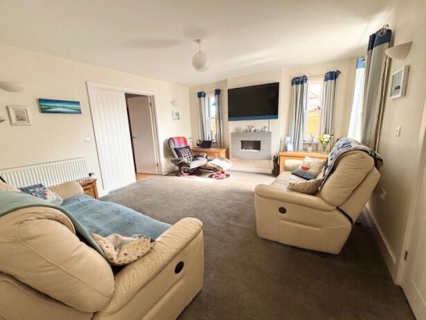 East Street, Selsey photo 2