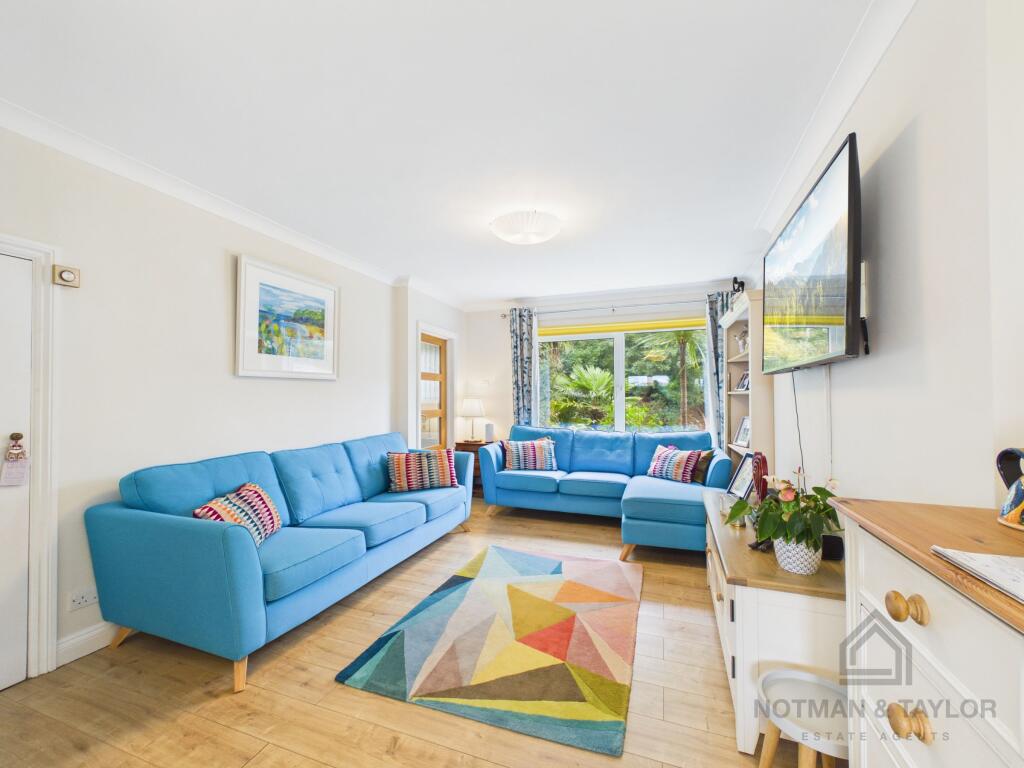 House in Plymouth - View 5