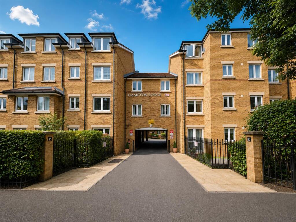 Main image of property: Hampton Lodge, Cavendish Road, South Sutton
