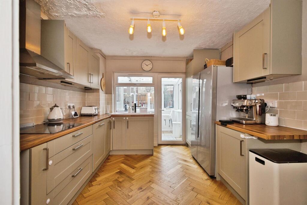 Additional image 9 of Abbey Road, Yeovil