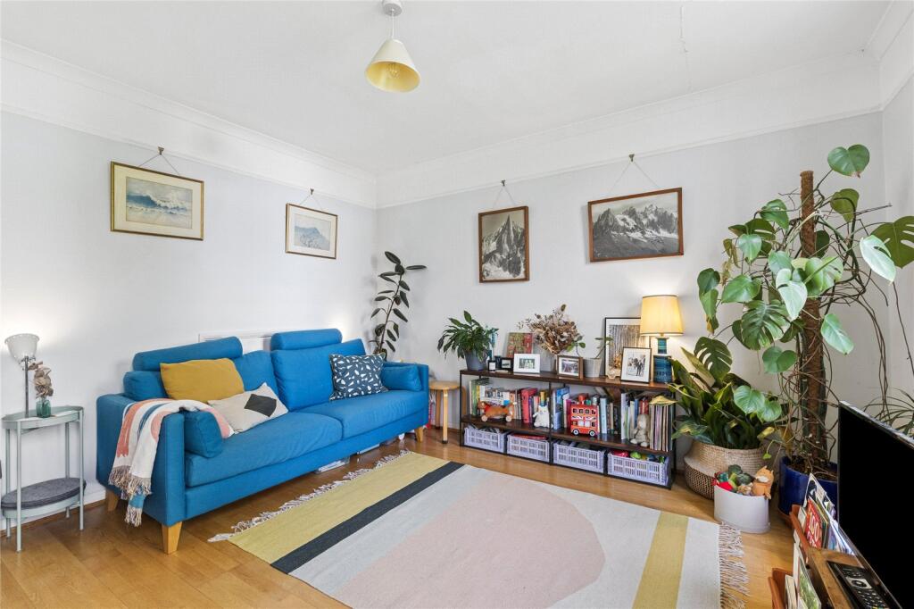 Apartment in London - View 2
