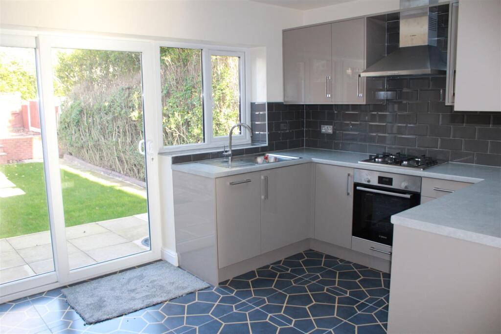 Additional image 4 of Carmodale Avenue