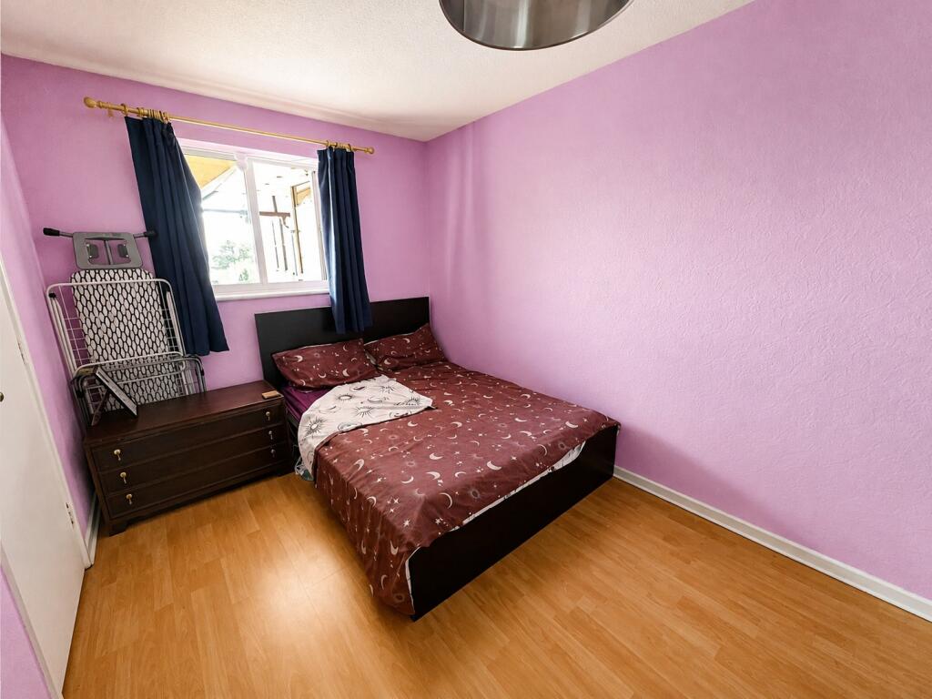 Apartment in Gosport, Hampshire - View 5