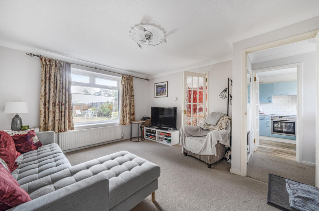 House in Bracknell - View 2
