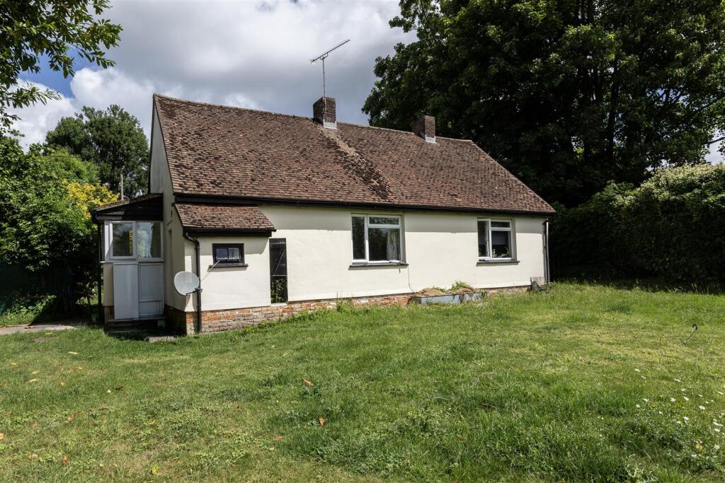 House in Salisbury - View 2
