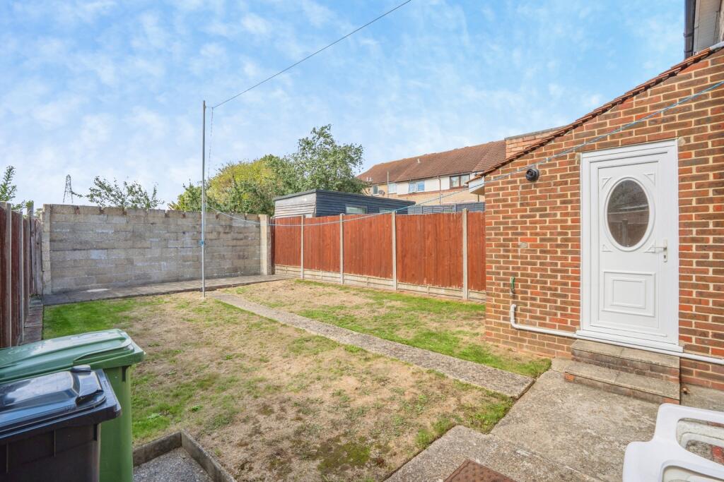House in Portsmouth - More