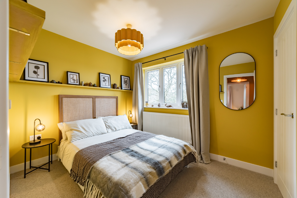 House in Southampton - More
