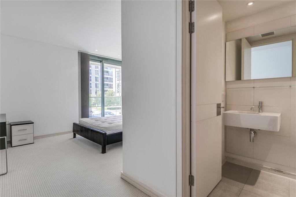 Apartment in London, Wandsworth Riverside Quarter, Wandsworth - View 4