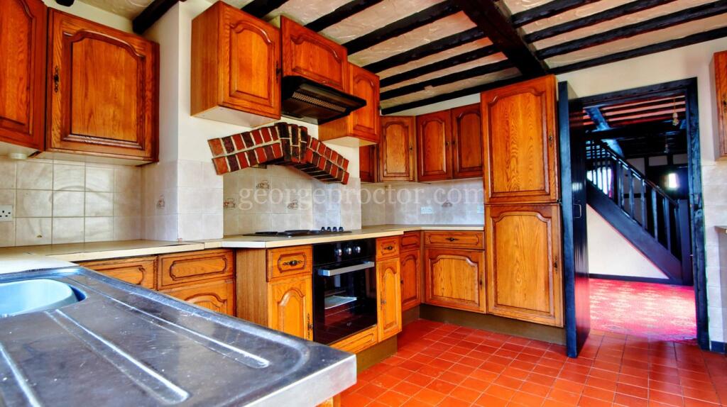 House in London, Farnborough Park, Bromley Common - View 3