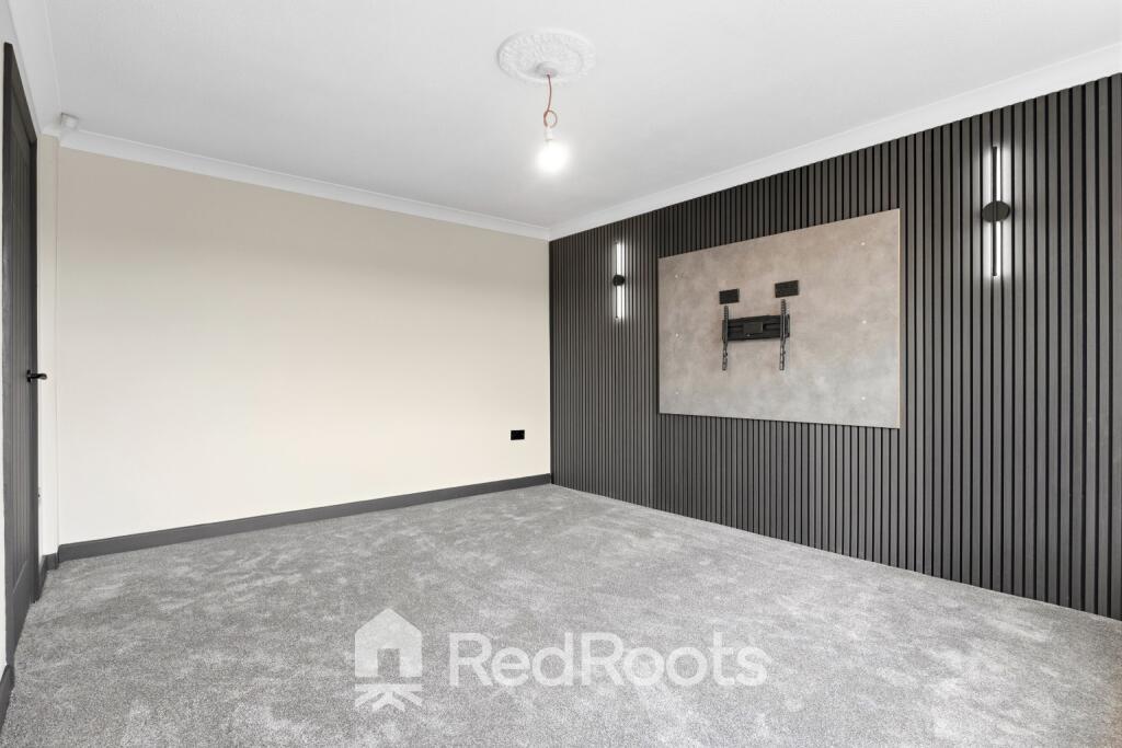 House in Wakefield - View 2
