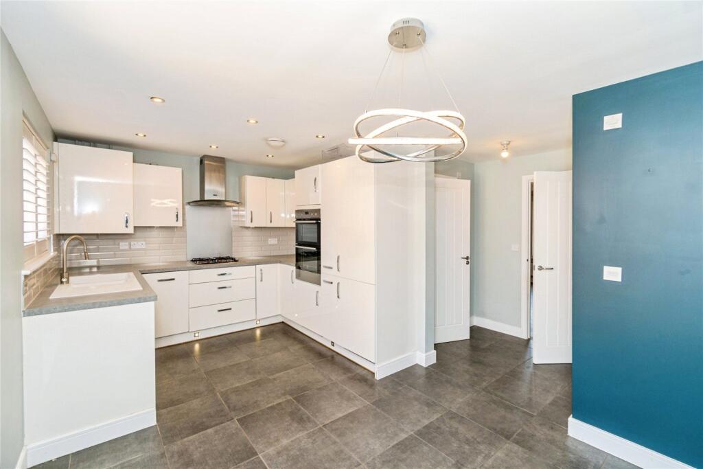 House in Southampton, (houses), Bursledon - View 3
