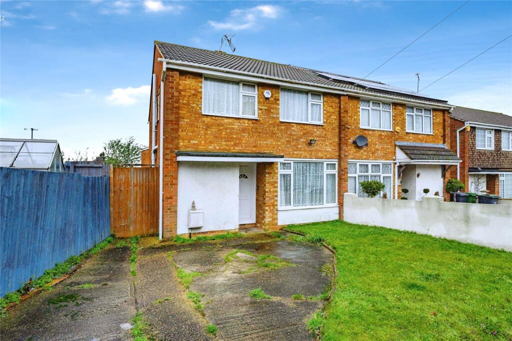 Main image of property: Minorca Way, Luton, Bedfordshire, LU4