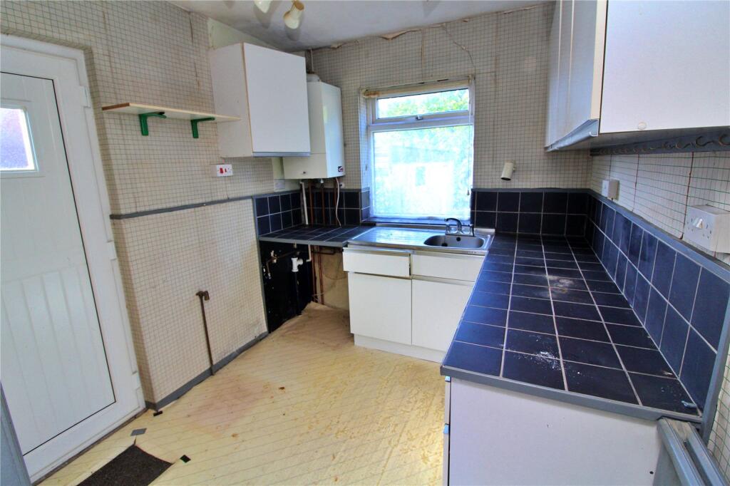 House in Leeds, Gledhow Park, Gledhow - View 4