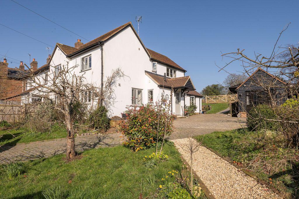 Main image of property: Wigginton Bottom