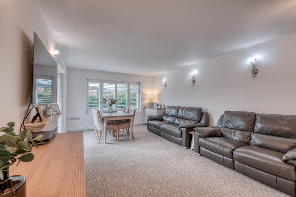 Additional image 3 of Willow Road, Bromsgrove, B61