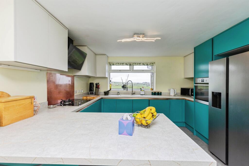 Additional image 3 of Back Lane, Thornton, BRADFORD