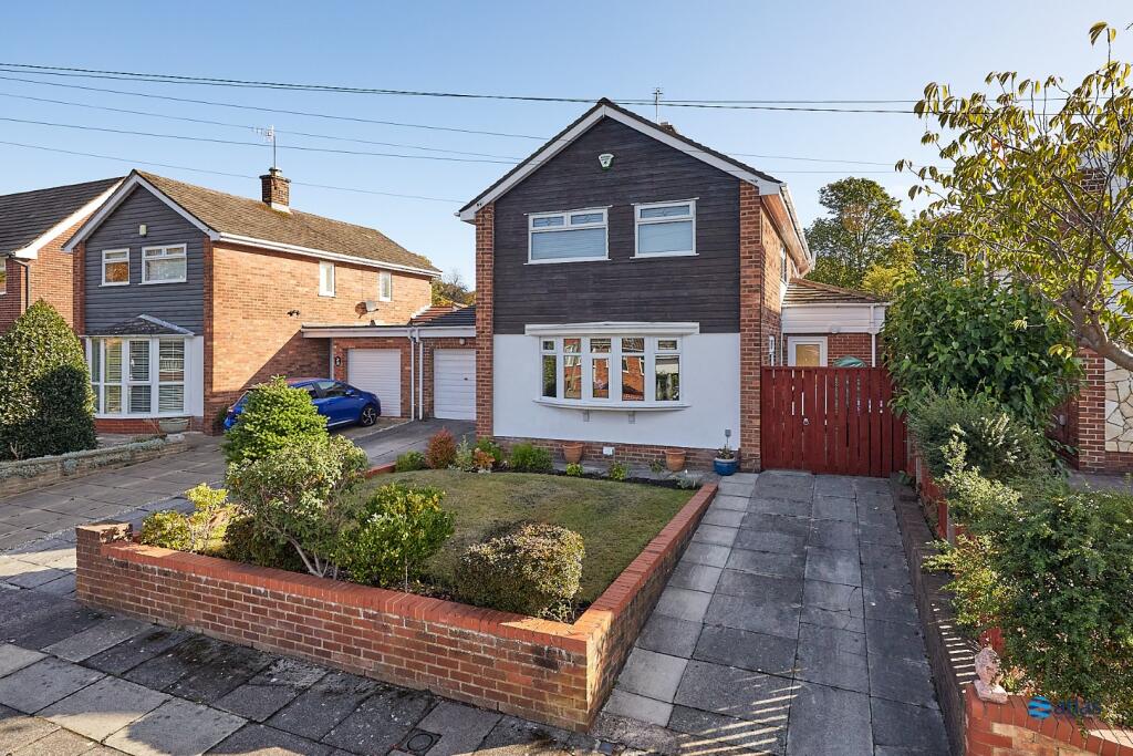 4-bed detached on Baroncroft Road, Woolton, L25, £650,000