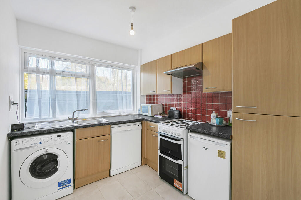 Main image of property: Chatsworth Road, East Croydon