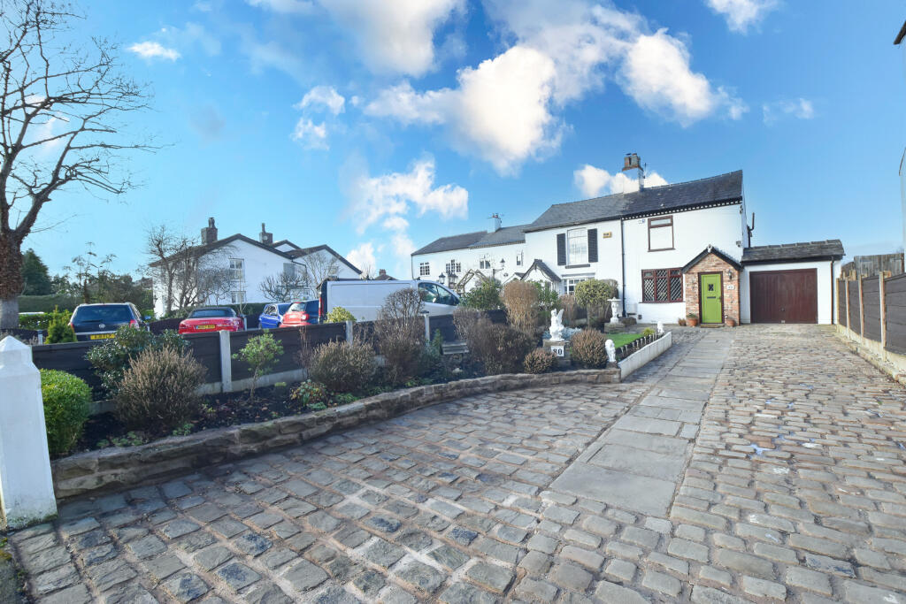 Davyhulme Road, Davyhulme, M41 photo 4