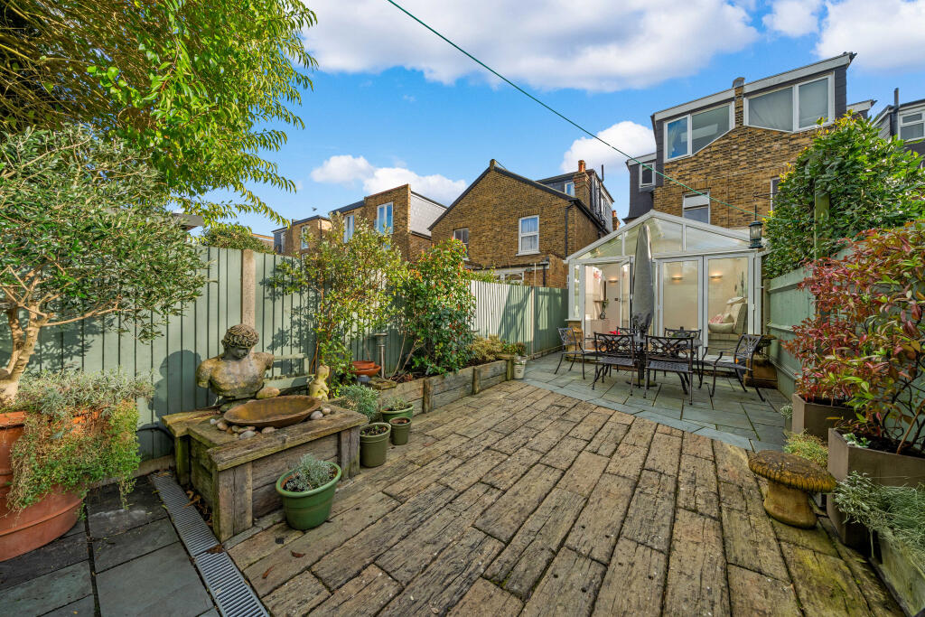 19 Lower Kings Road, Kingston upon Thames, Surrey photo 3