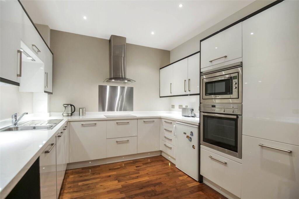 Apartment in Helensburgh, Craigendoran - View 4
