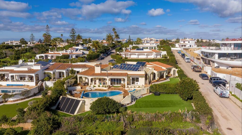 Main image of property: Algarve, Praia da Luz