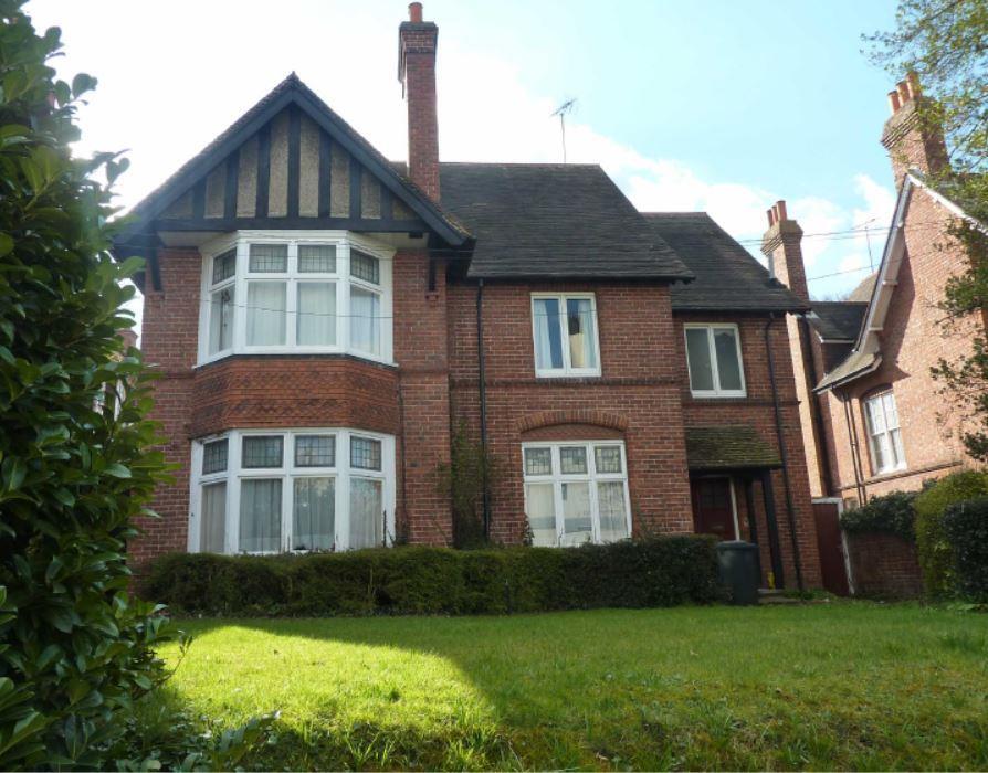 Main image of property: Redlands Road