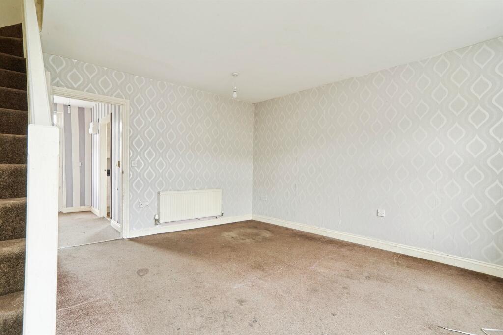 House in Bradford, Bingley - View 4