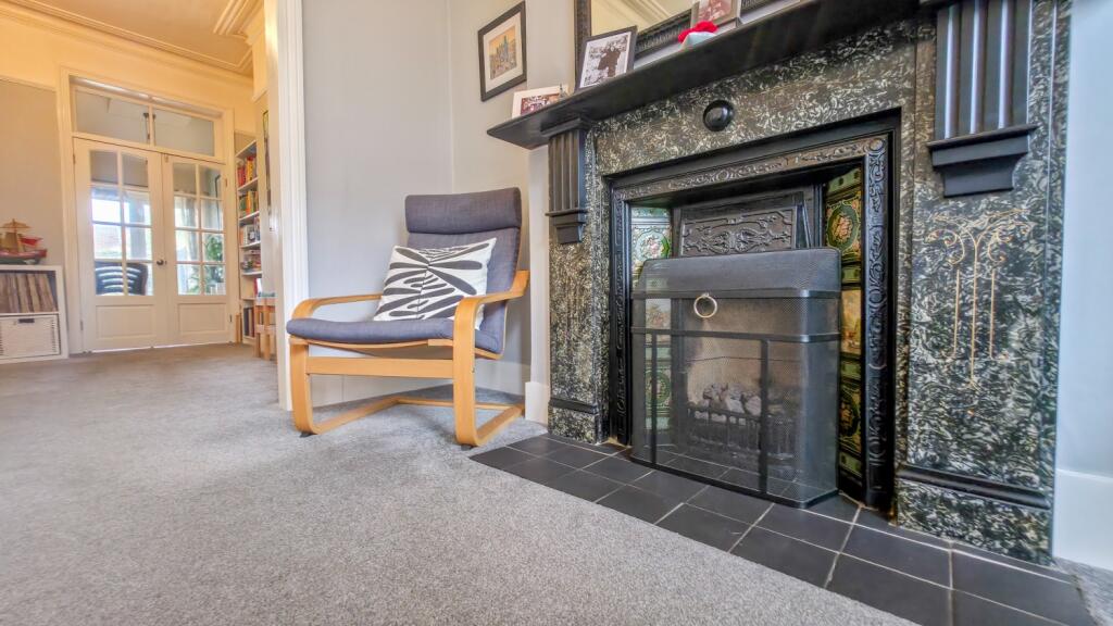 House in London - View 4