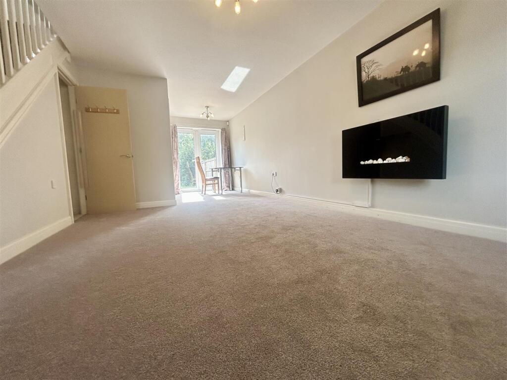 Main image of property: Harrier Close Sharston, Manchester, M22 4XN