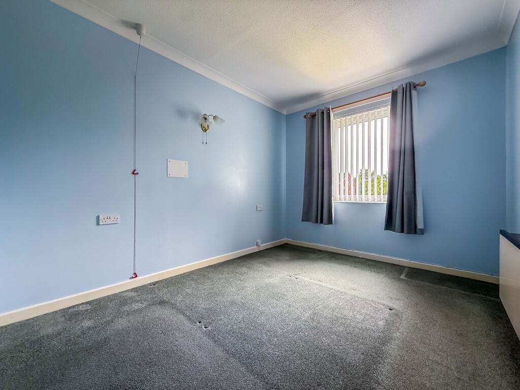 Homesands House, 41 Park Road, Hesketh Park, PR9 9JU - View 5