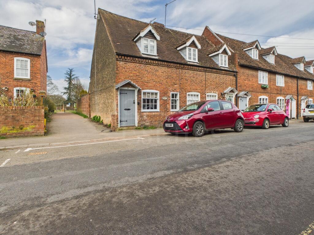 2-bed terraced on Bewdley, DY12, £230,000