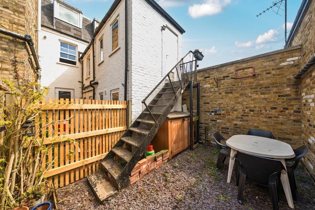 Sefton Street, Putney, London, SW15 photo 4