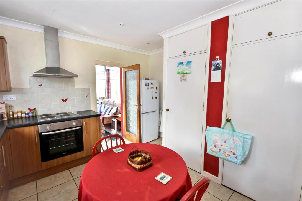 House in Redruth, Cornwall - More